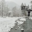 Survol dun Typhoon sur la neige