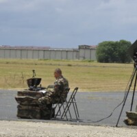 Opérateur militaire de drone de reconnaissance au contact (DRAC) EADS - © Denis JEANT