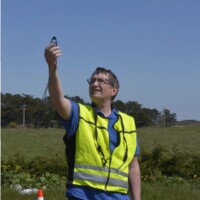 Mesure de la vitesse du vent à l'aide d'un anémomètre – Photo Audrey LE GAL